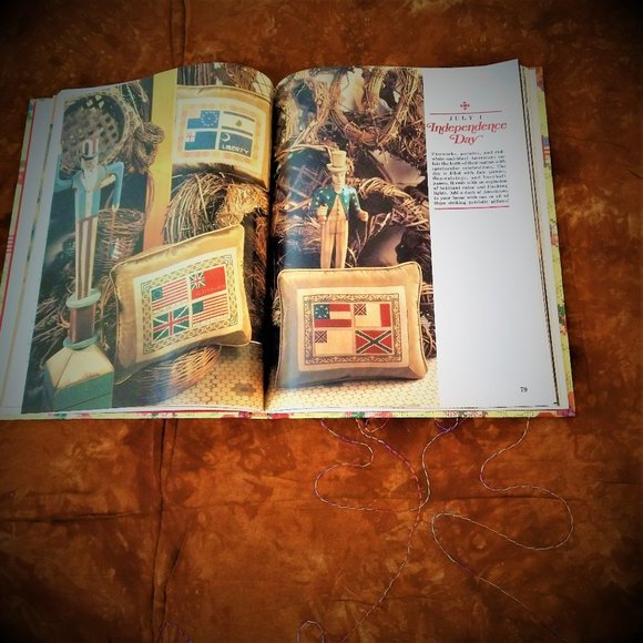 Holidays In Cross Stitch 1990 Vanessa-Ann Collecti - Picture 12 of 16